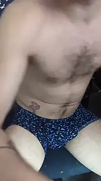 Snapshot of elong007 chatting on February 25, 2026, 2:32 am elong007 online show from February 25, 2026, 2:32 am