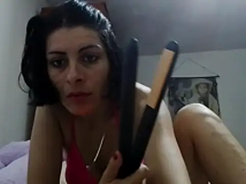 Snapshot of tefutbin3 chatting on July 18, 2026, 6:23 pm tefutbin3 online show from July 18, 2026, 6:23 pm