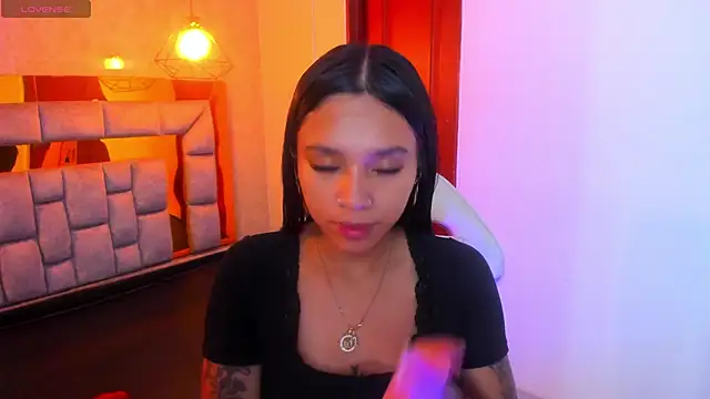 miiaboss  online show from April 1, 2026, 11:33 am