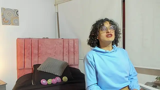 Snapshot of Maverick_angel chatting on March 11, 2026, 2:56 pm Maverick angel online show from March 11, 2026, 2:56 pm