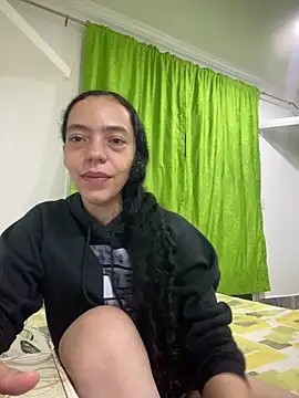 Maluxx333 online show from February 25, 2026, 4:11 am