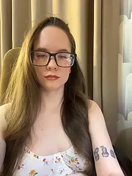 DivaAurumX online show from February 26, 2026, 7:46 pm