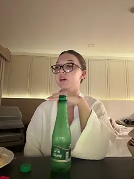 Bellesweett online show from February 28, 2026, 4:30 pm