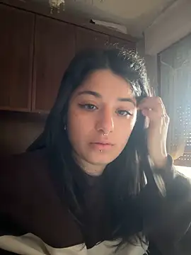 Snapshot of maryzoe05 chatting on March 24, 2026, 4:12 pm maryzoe05 online show from March 24, 2026, 4:12 pm