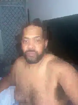 Snapshot of bigsmooth312 chatting on February 24, 2026, 11:14 pm bigsmooth312 online show from February 24, 2026, 11:14 pm