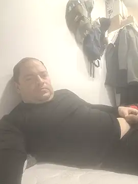 elcaste69 online show from March 8, 2026, 1:25 am