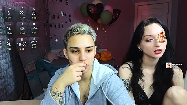 LuxuryLoverss online show from March 31, 2026, 11:10 am