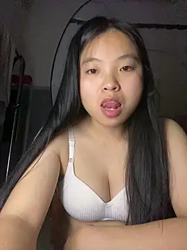 Snapshot of Olive-su chatting on March 12, 2026, 2:45 pm Olive-su online show from March 12, 2026, 2:45 pm