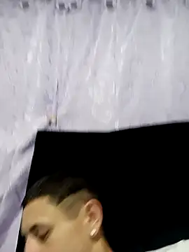 Snapshot of Cristianramos199 chatting on February 26, 2026, 2:32 am Cristianramos199 online show from February 26, 2026, 2:32 am