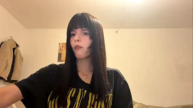 KrystleAmela online show from February 23, 2026, 5:21 pm