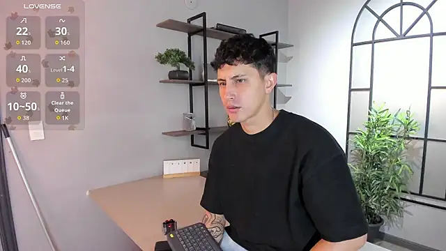 Snapshot of kamal_wolff chatting on February 26, 2026, 12:04 pm kamal wolff online show from February 26, 2026, 12:04 pm