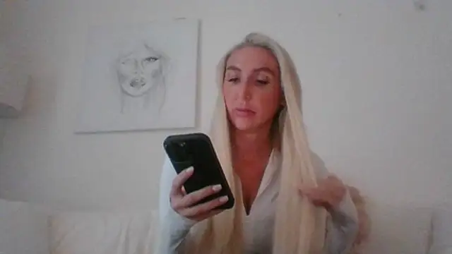 kinkykara25 online show from February 24, 2026, 1:09 pm