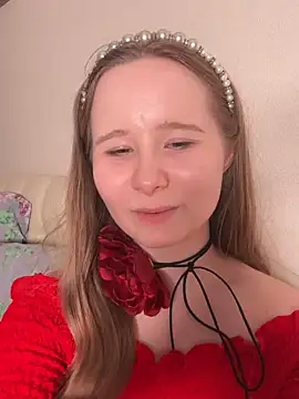 Snapshot of cutefoxieee chatting on May 16, 2026, 7:56 pm cutefoxieee online show from May 16, 2026, 7:56 pm