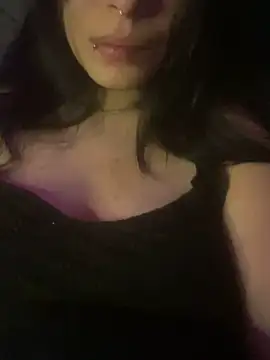 Angel Lov3 online show from June 18, 2026, 9:14 am