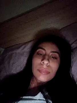 Snapshot of selena69k chatting on February 23, 2026, 4:32 am selena69k online show from February 23, 2026, 4:32 am