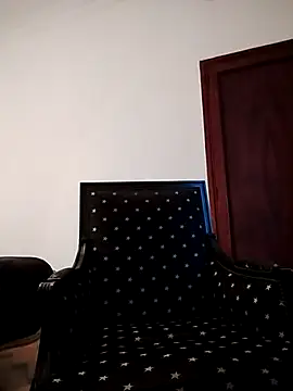 Snapshot of laisladepalma chatting on February 25, 2026, 5:44 pm laisladepalma online show from February 25, 2026, 5:44 pm