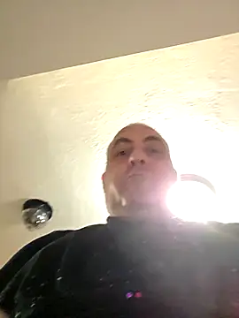 sissy2727 online show from March 29, 2026, 3:50 am