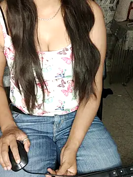 Gurleen kaur69 online show from March 29, 2026, 3:28 am