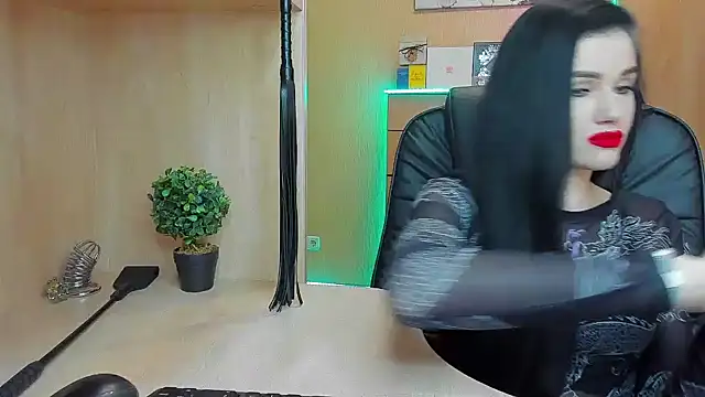 KristiTopxx online show from February 10, 2025, 7:28 pm