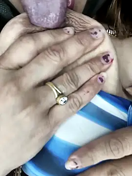 Snapshot of ChocoLustGirl chatting on April 7, 2026, 8:42 pm ChocoLustGirl online show from April 7, 2026, 8:42 pm