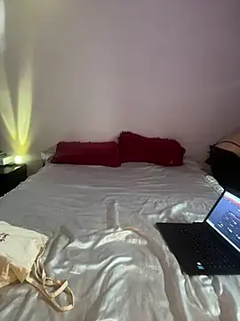 Snapshot of ZoeVixen chatting on March 20, 2026, 3:17 pm ZoeVixen online show from March 20, 2026, 3:17 pm