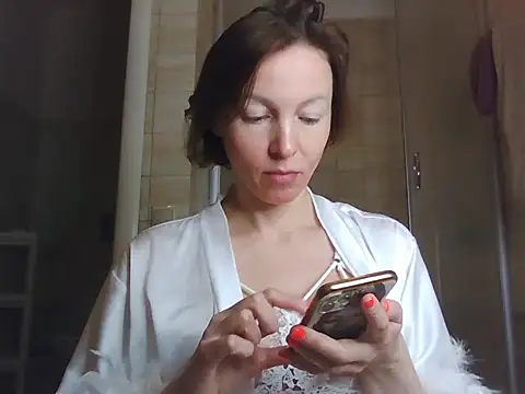 angelicfenix online show from March 4, 2026, 12:55 pm