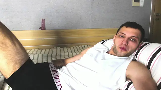 DarkRogue19 online show from March 4, 2026, 5:46 am