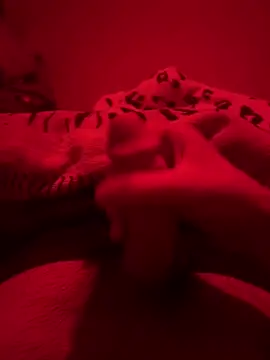 689Nika online show from April 14, 2026, 6:47 pm