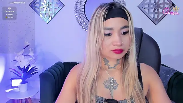 mystic nova  online show from March 31, 2026, 11:21 am