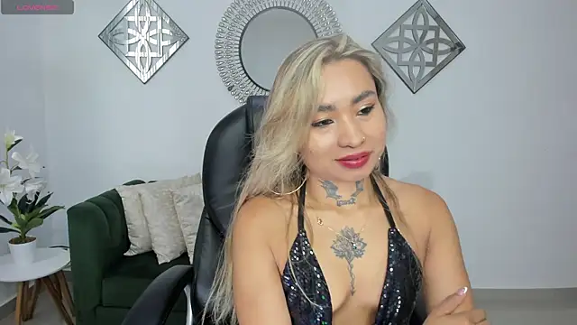 mystic nova  online show from May 30, 2026, 11:40 am
