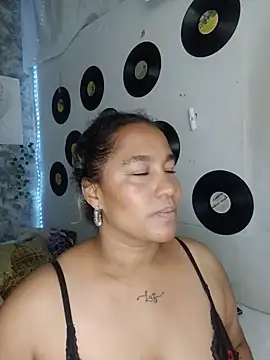 medusafox  online show from July 11, 2026, 5:32 am