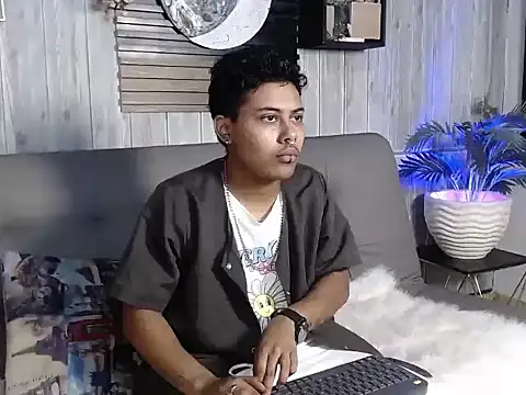 Noha  scott online show from March 10, 2026, 2:11 pm