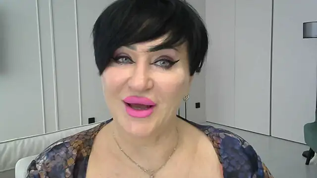 Kleotempt online show from April 13, 2026, 11:27 am