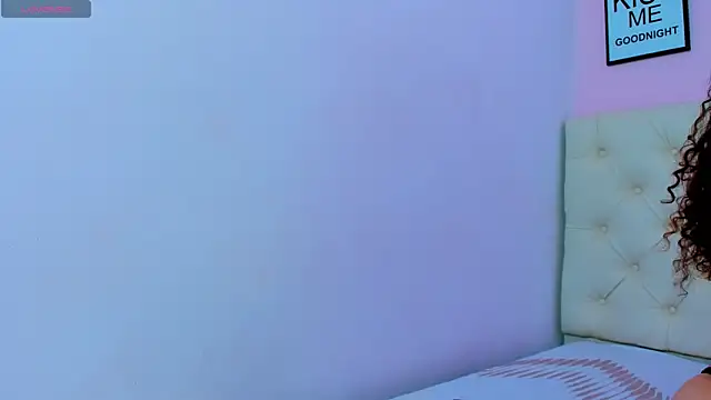 CassieBooker online show from March 4, 2026, 9:32 pm