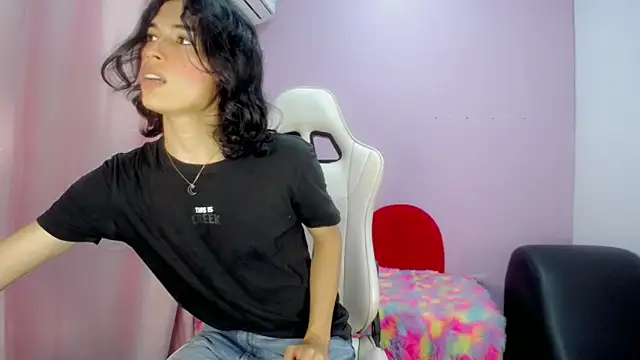 Larry craft online show from February 28, 2026, 8:10 pm