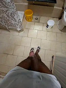 Snapshot of horneybachlor chatting on February 25, 2026, 9:24 pm horneybachlor online show from February 25, 2026, 9:24 pm