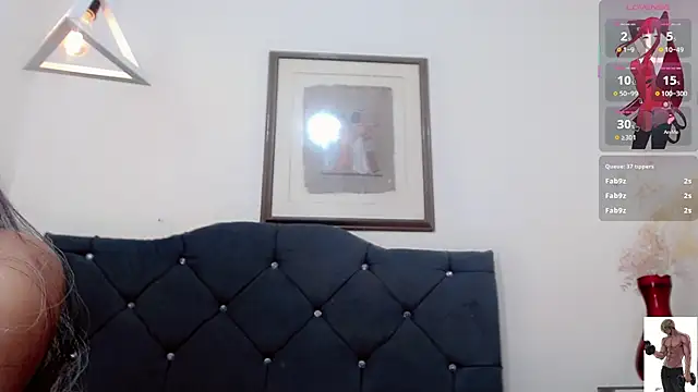 Snapshot of Emma_Boms chatting on March 16, 2026, 3:45 am Emma Boms online show from March 16, 2026, 3:45 am