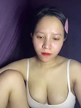 Wet-goodgirl online show from April 14, 2026, 5:24 am