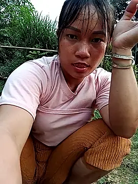 mami-rubi online show from April 14, 2026, 9:59 am