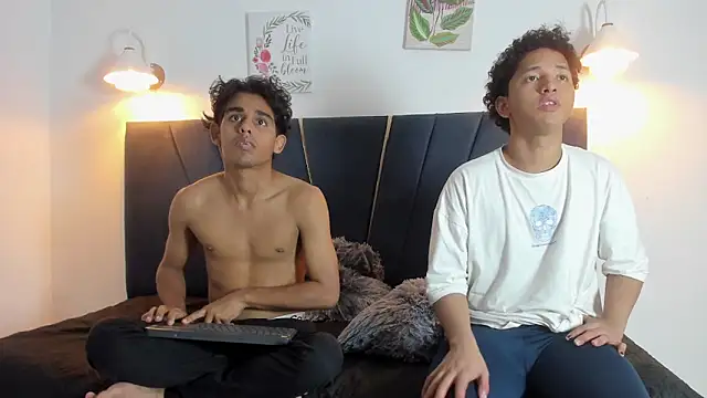 Snapshot of lio18_cum chatting on February 28, 2026, 1:06 am lio18 cum online show from February 28, 2026, 1:06 am