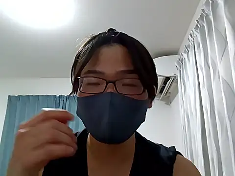 Snapshot of koarannkunn chatting on April 10, 2026, 11:37 am koarannkunn online show from April 10, 2026, 11:37 am