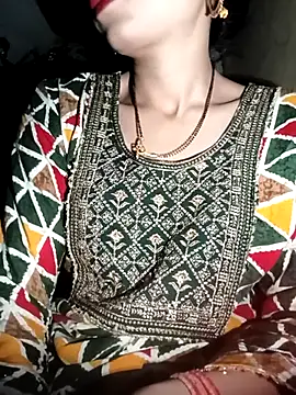 Rashmika Mandana online show from March 23, 2026, 9:19 pm