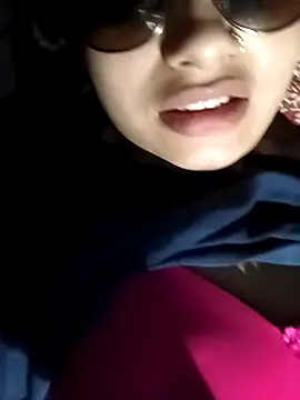 Rashmika Mandana online show from May 14, 2026, 8:43 am