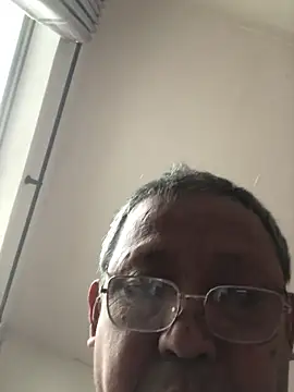 yaocaobi8 online show from March 28, 2026, 12:32 am