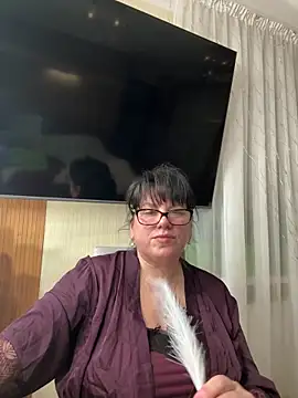 expensive lady online show from March 8, 2026, 6:44 pm