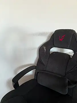 Caboniahoney online show from February 26, 2026, 8:46 am