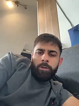 Snapshot of Shayan_021_Private chatting on June 14, 2026, 1:35 pm Shayan 021 Private online show from June 14, 2026, 1:35 pm