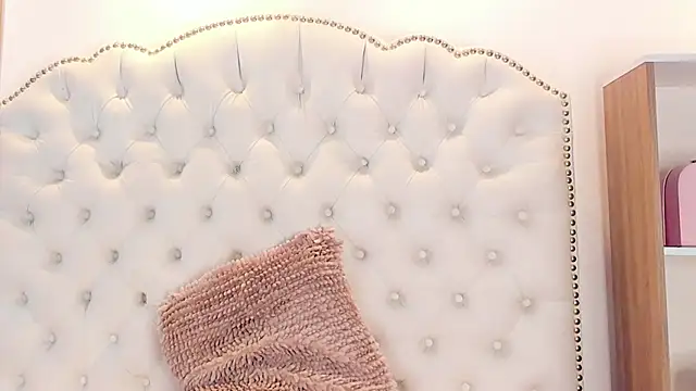 Sara funy online show from March 26, 2026, 11:16 am