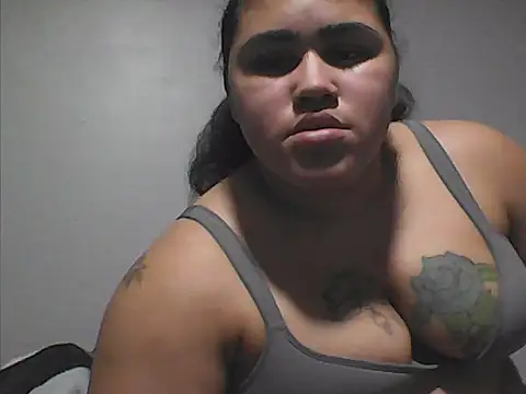 Snapshot of Selyne247 chatting on March 3, 2026, 2:28 am Selyne247 online show from March 3, 2026, 2:28 am