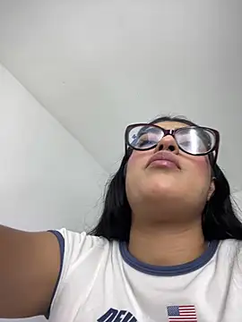 Misty-kat online show from March 8, 2026, 9:02 am